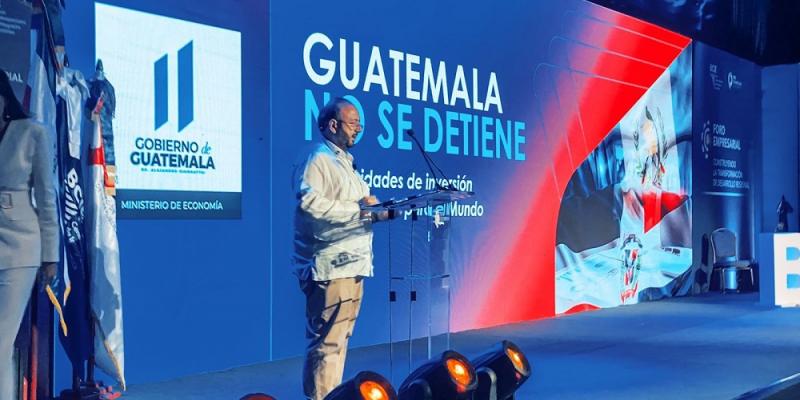 El Ministro de Economía, Antonio Malouf, durante su participación en el foro.