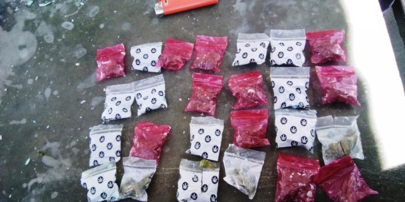 Parte de la droga incautada