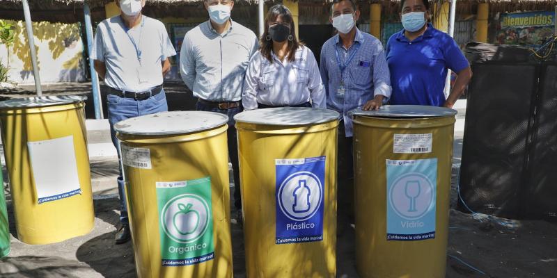 MARN promueve la clasificación de los desechos en las playas