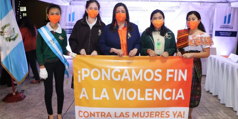 Ministra Claudia Ruíz participa en conmemoración del Día Internacional de la no violencia contra la Mujer 