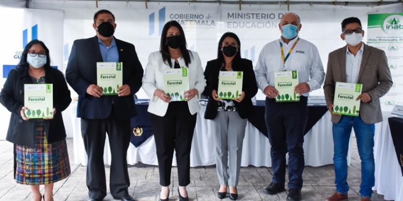 MINEDUC E INAB LE APUESTAN A LA EDUCACIÓN FORESTAL EN GUATEMALA