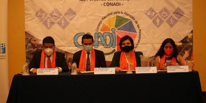 Minex participa en foro "Mujeres con discapacidad - Exponiendo desafíos"