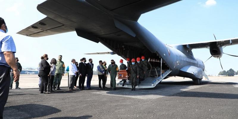 Guatemala recibió a 15 connacionales fallecidos en accidente en Chiapas, México