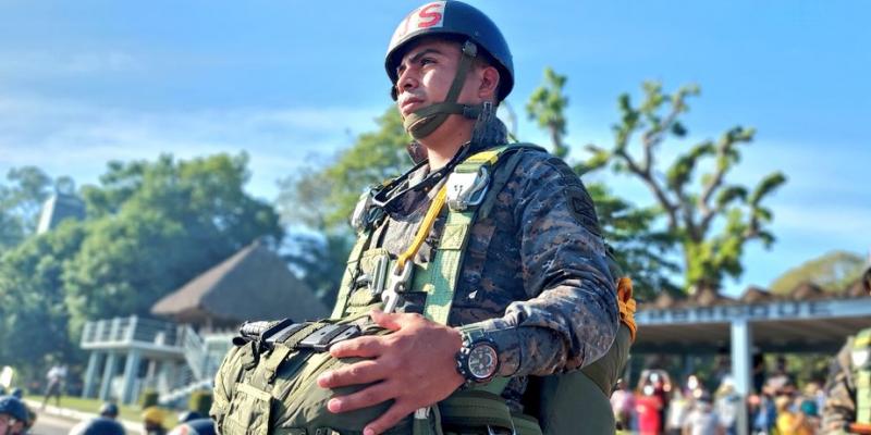 Curso de Paracaidismo para Personal Civil, impartido por la Escuela Militar de Paracaidismo de la Brigada de Paracaidistas