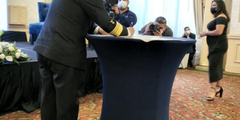 Ministerio de la Defensa Nacional se adhiere a compromiso conjunto para fortalecer el acceso a la información