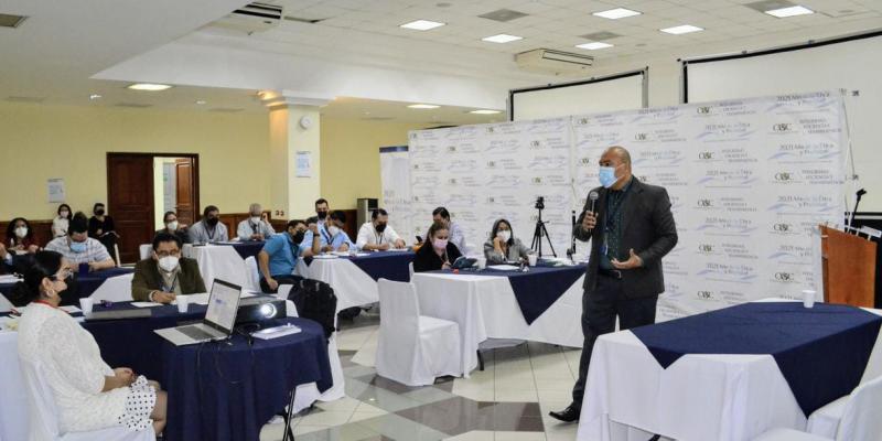 MINFIN capacita a servidores públicos de la CGC