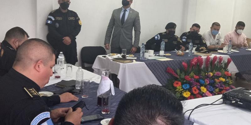 Quinto Viceministro coordina con mandos policiales acciones antinarcóticas 