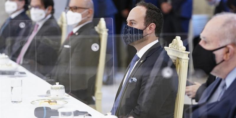 Canciller Pedro Brolo Vila. Foto de The Korea Times