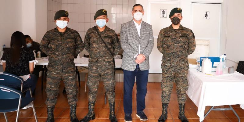 Las vacunas Sputnik, AztraZeneca, Moderna y Pfizer, aplicó el contingente militar 