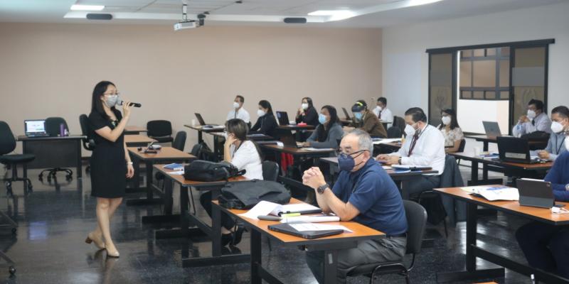 MINFIN capacita a servidores públicos 