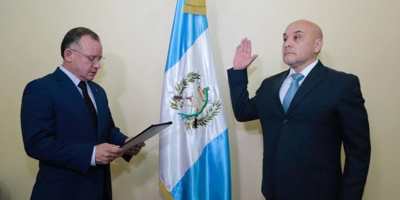 Juramentan a Director del Sistema Penitenciario 