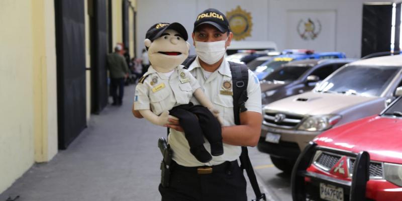 LESH, compromiso y amor hacia la niñez guatemalteca 