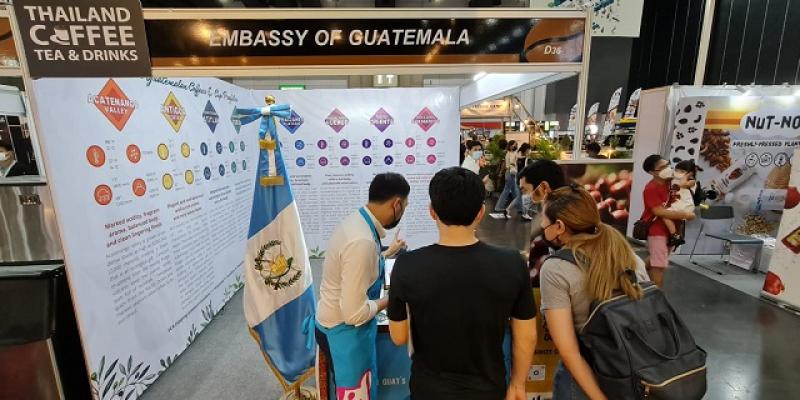 Embajada de Guatemala participa en feria de café en Tailandia