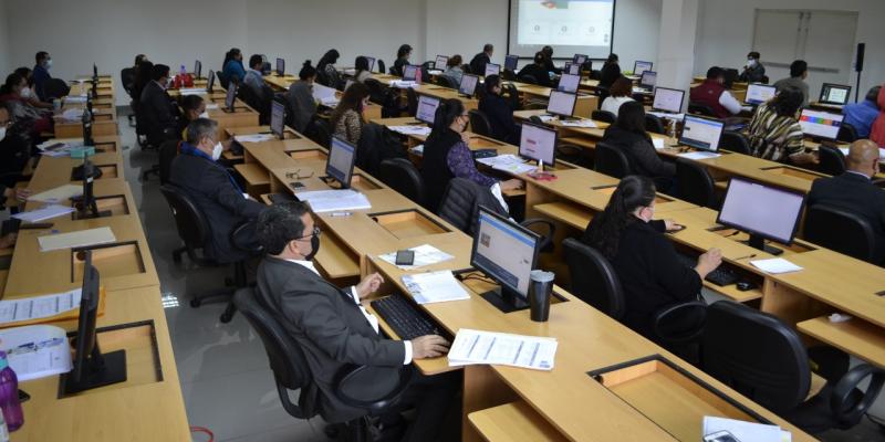 Difoda retoma curso sobre adquisiciones públicas 