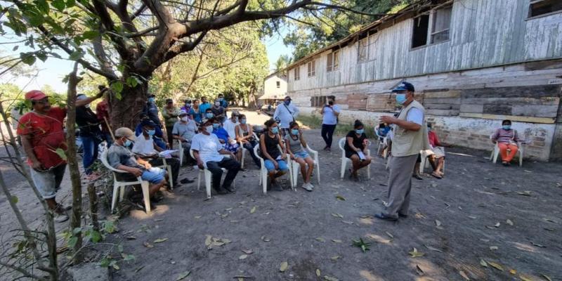 MARN capacita a recolectores de desechos en Tiquisate 