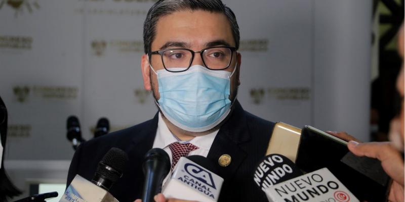 Alberto Pimentel Mata, Ministro de Energía y Minas.