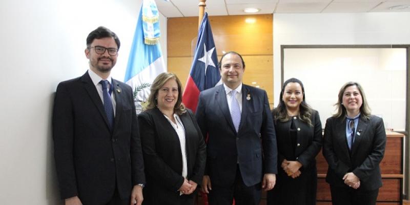 Canciller Mario Búcaro evalúa estrategias conjuntas con Copa Airlines para dinamizar el turismo