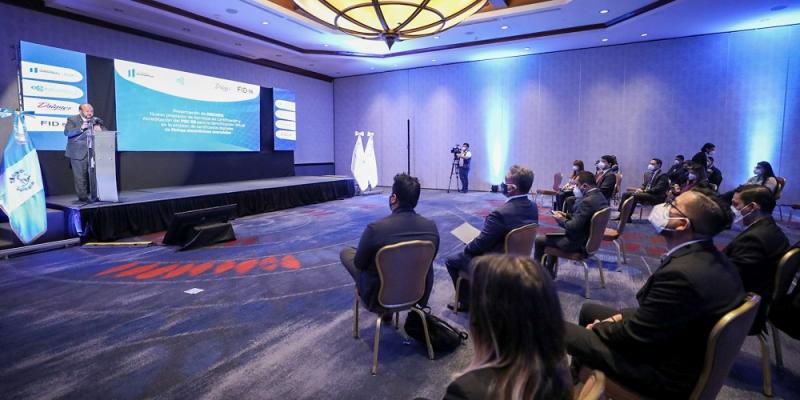 El Ministro de Economía, Antonio Malouf, durante su participación en la presentación.