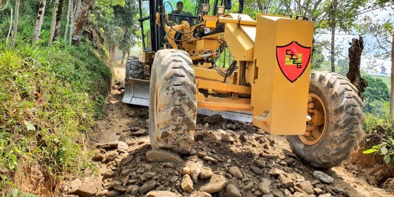 Cuerpo de Ingenieros del Ejército registra 147 kilómetros de avance en rehabilitación de la red vial estratégica de tercer orden