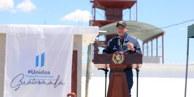 Presidente Alejandro Giammattei inaugura planta de potabilización de agua en Gira Presidencia 2022 en Jalapa
