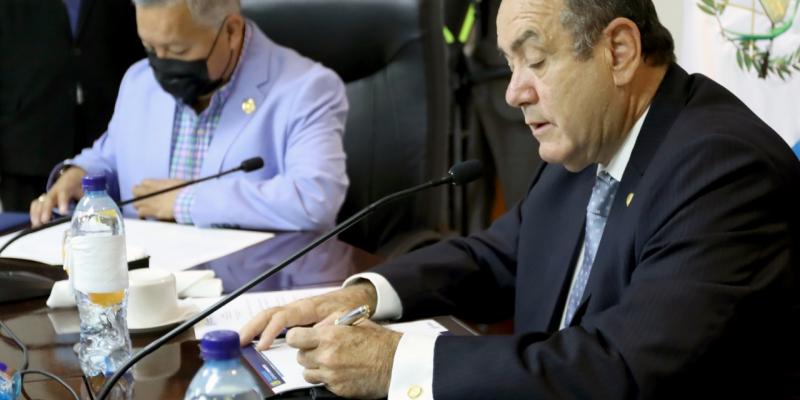 Presidente Alejandro Giammattei 