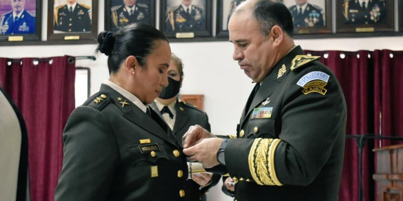 Reconocen labor profesional del personal femenino que integra las filas militares