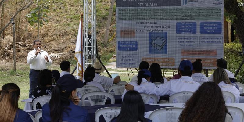 MARN impulsa el tratamiento de las aguas residuales para la conservación hídrica