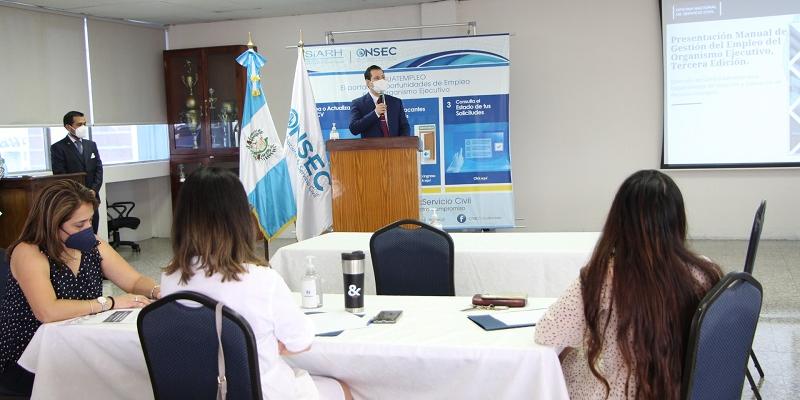 Inicio del taller en sede de Onsec