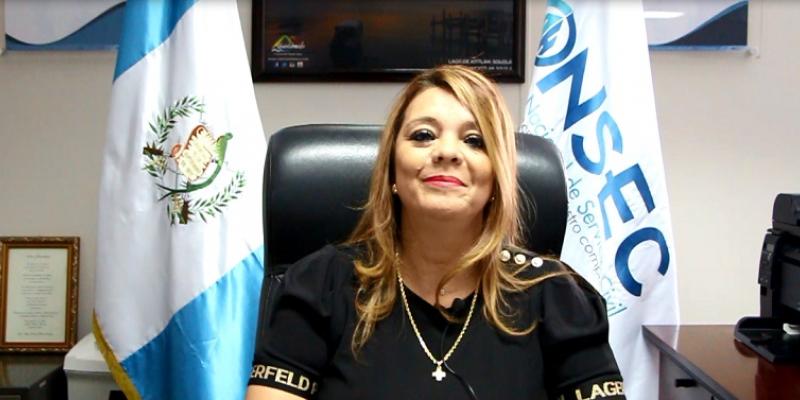 La Directora de Onsec durante las capacitaciones