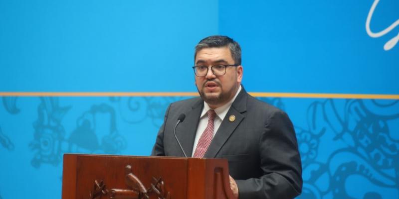 Alberto Pimentel Mata, Ministro de Energía y Minas.