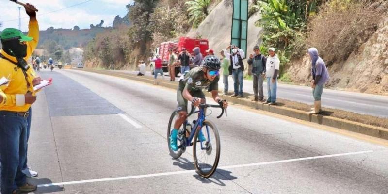Melvin Daniel Borón, integrante del equipo de ciclismo representativo del Ejército de Guatemala