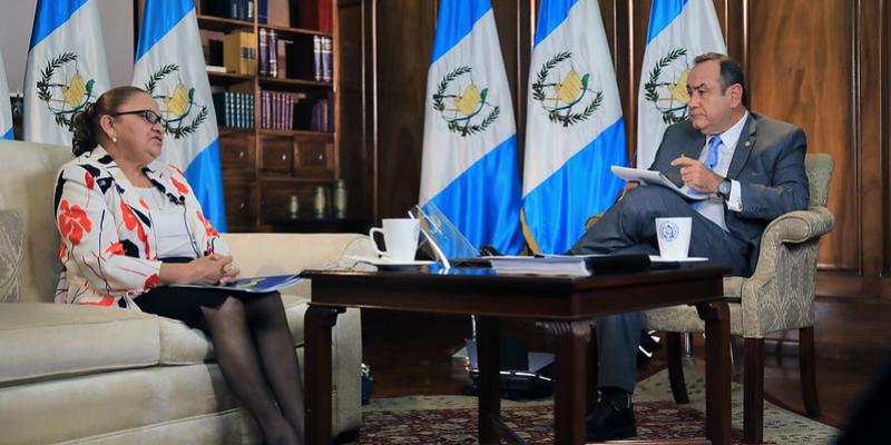 Presidente Alejandro Giammattei entrevista a la aspirante a Fiscal General, María Consuelo Porras