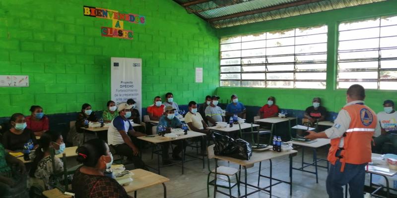 TALLER DE CAPACITACIÓN EN RANCHO LA ESPERANZA, PANZÓS, ALTA VERAPAZ.