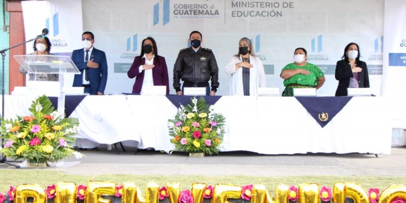 Inicio del proceso de baja de bienes muebles inservibles en los edificios escolares públicos