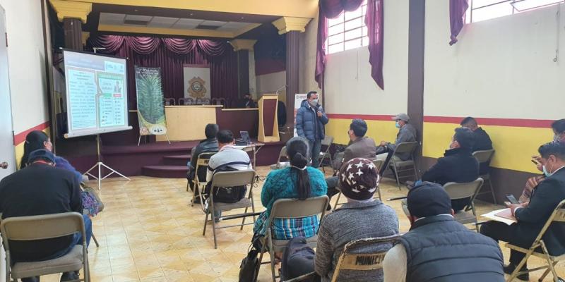 Líderes comunitarios de Totonicapán son capacitados sobre el Reglamento 164-2021