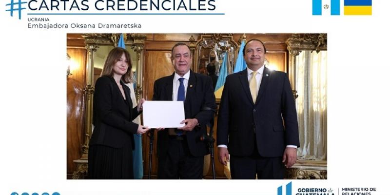 Embajadora de Ucrania presentó Cartas Credenciales al presidente Alejandro Giammattei 