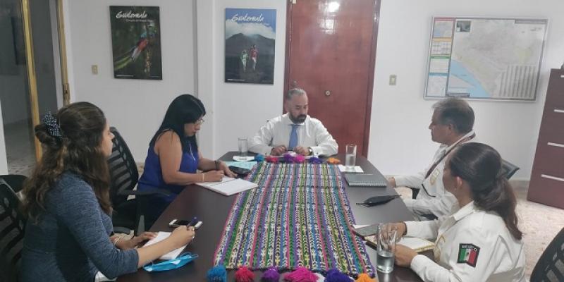 Consulado de Guatemala e Instituto Nacional de Migración en Chiapas abordan temas en favor de connacionales en México 