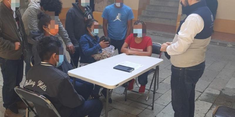 Consulado asiste a 11 guatemaltecos interceptados en Oaxaca, México