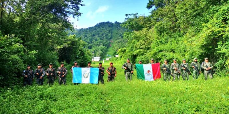 Ejército de Guatemala realizó patrullaje de contacto con la Armada de México