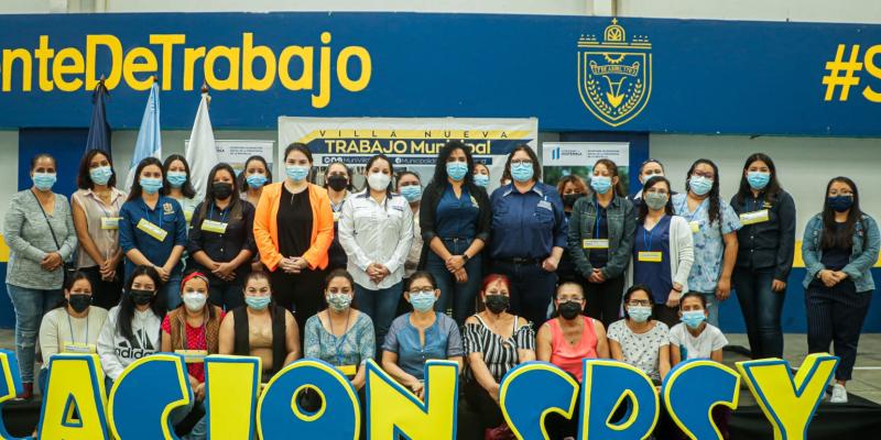 El grupo de niñeras que será capacitado