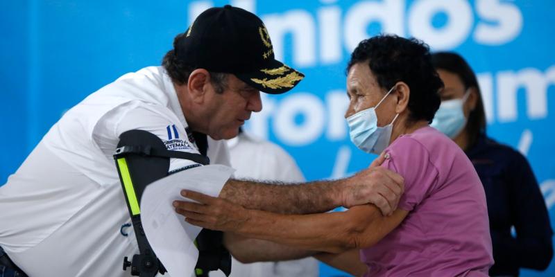 Presidente Alejandro Giammattei