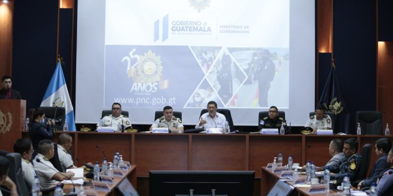 Presentan Estrategia de Transformación Policial