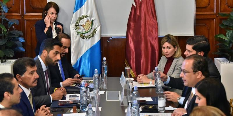 El ministro de economía, Dr. Janio Rosales presidió el evento..