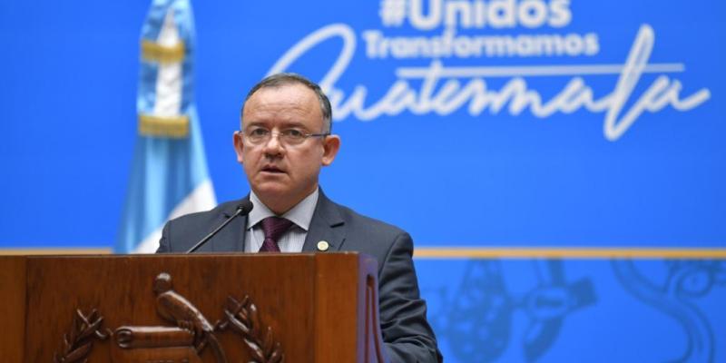 Mingob anuncia ingreso de 700 motos para la PNC