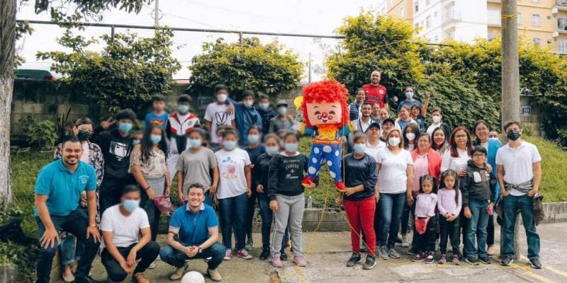 La piñata fue una de las divertidas actividades