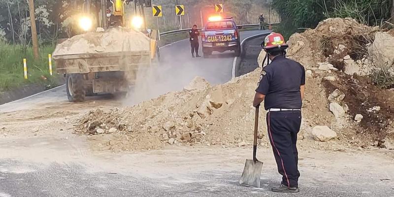 Derrumbe registrado en Palencia, Guatemala. 