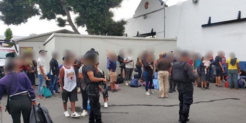 Embajada de Guatemala en México da seguimiento a rescate de 165 connacionales en Puebla