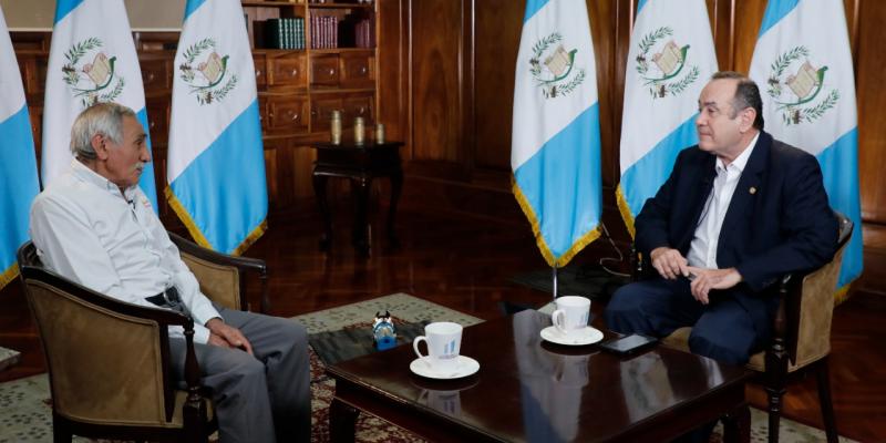 En Consulta con el Dr. Giammattei