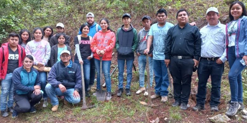 Áreas boscosas de Quiché son restauradas con el #RetoMARN