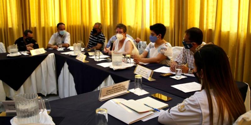  Gobernadores Departamentales y Presidentes de los Consejos de Desarrollo Urbano y Rural COREDUR de las Regiones II, III, IV y VII